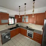 Family House Next To The B Дом отдыха *